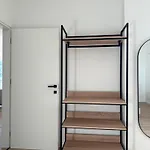 Апартаменты Sunrise Retreat *