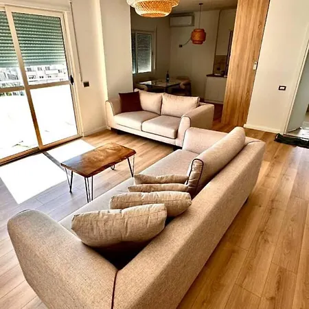 Sunrise Retreat * Durrës