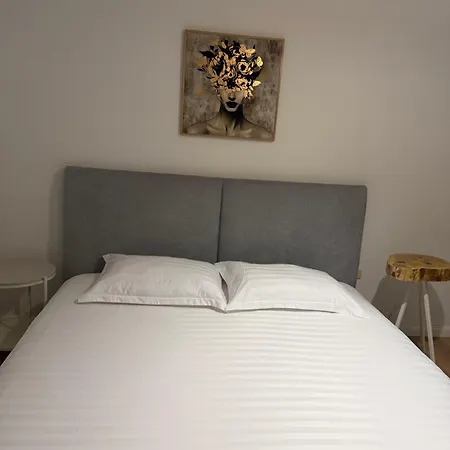 Apartment Sunrise Retreat Durres